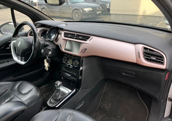 Citroen DS3 cena 15500 przebieg: 124423, rok produkcji 2016 z Ozorków małe 154